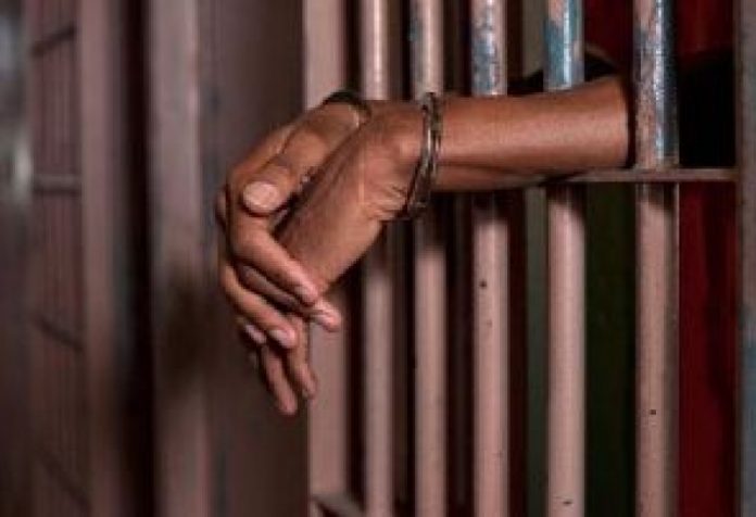 2e1e382bfd4f79d85ad02e1f36c1f15b_XL