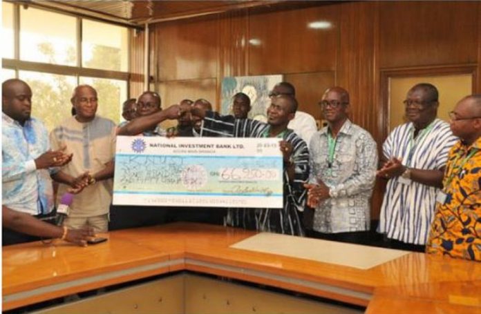 31768c55f88eb04453215775785385cb_XL