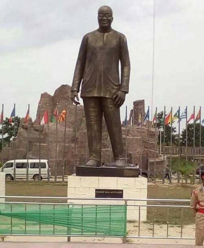 53992c98d42a66e2ef891e71fd0f9e40_XL