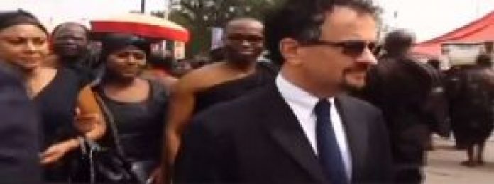 acaf69a47291143b36612c5b483fc572_XL