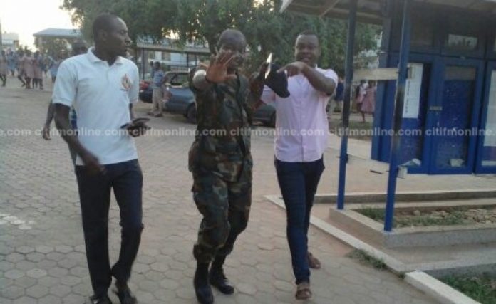 bfea3555ad38fe476532c5b54f218c09_XL