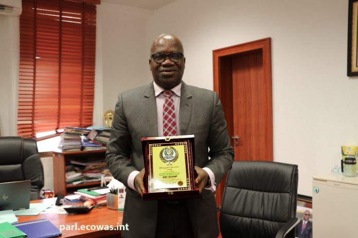 WhatsApp Image 2021-06-06 at 11.53.00